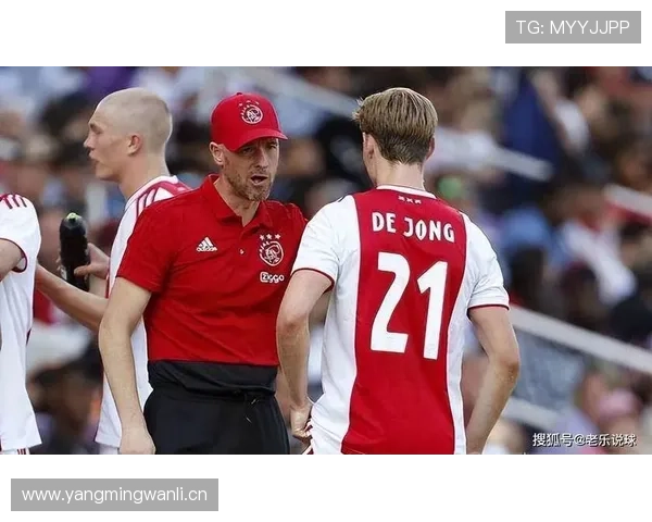 曼联大清洗困境:虽球员流动频繁,但核心问题结构能否彻底转变? 曼联大清洗困境:虽球员流动频繁,但核心问题结构能否彻底转变?