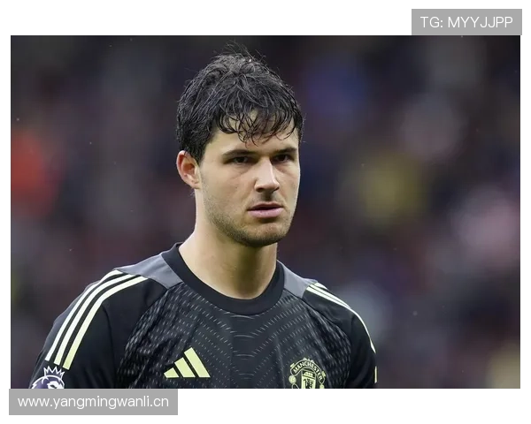 曼联赢球后问题显现,近期表现波动对赛季走势形成制约 曼联赢球后问题显现,近期表现波动对赛季走势形成制约