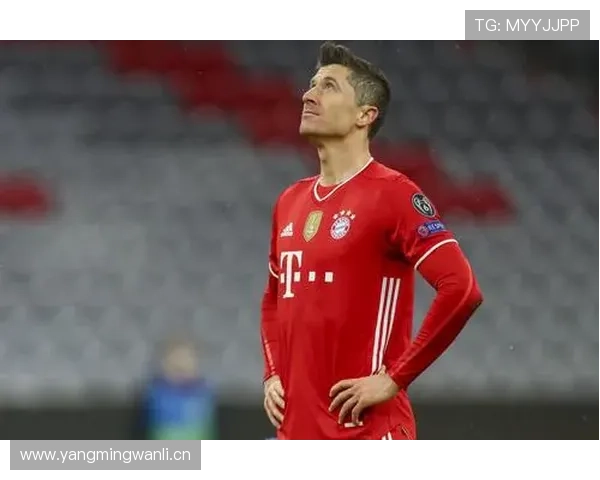 莱万多夫斯基欧冠8比2巴萨一战:巅峰期统治力如何体现 莱万多夫斯基欧冠8比2巴萨一战:巅峰期统治力如何体现