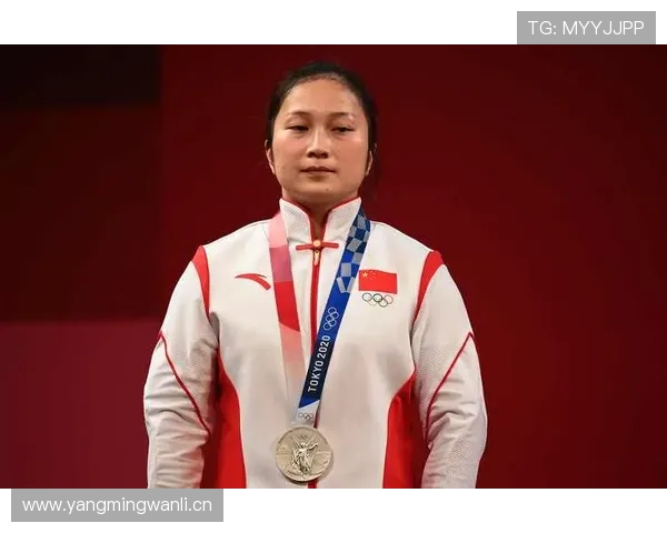 廖秋云训练完直接拎爱马仕去吃米其林，这日子谁顶得住啊